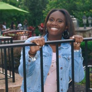 Meet your Posher, Taylor